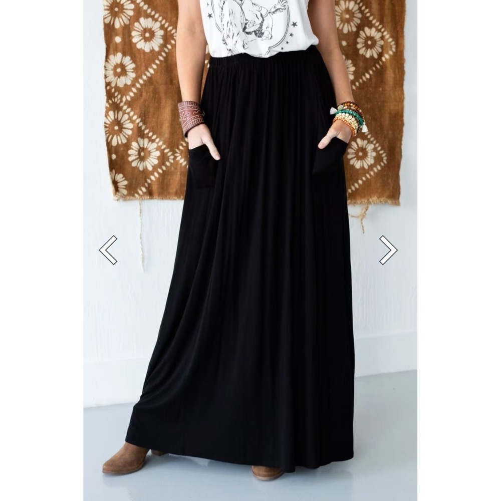 NWT Three Bird Nest Women's Medium Perfect Pocket Long Black Maxi Skirt Boho